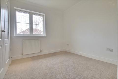 2 bedroom terraced house to rent, The Birches, March