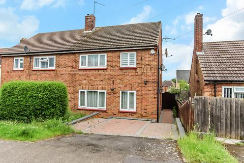 3 bedroom semi-detached house for sale, Valley Road, Wellingborough NN8