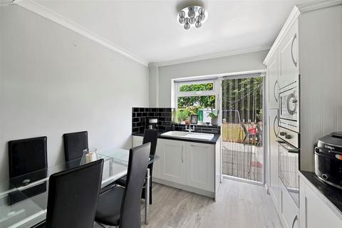 3 bedroom end of terrace house for sale, Maybury Road, Essex