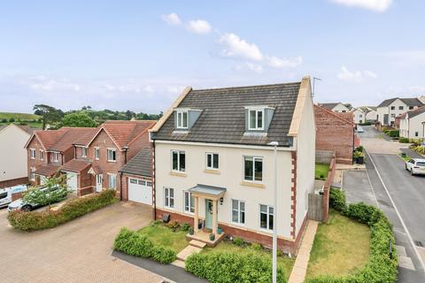 6 bedroom detached house for sale, Daisy Lane, Newton Abbot