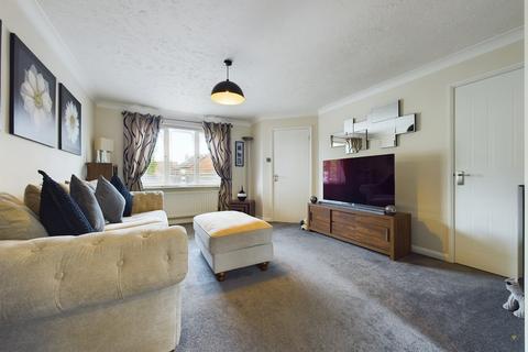 9 Heron Drive, Uttoxeter, ST14 8TN
