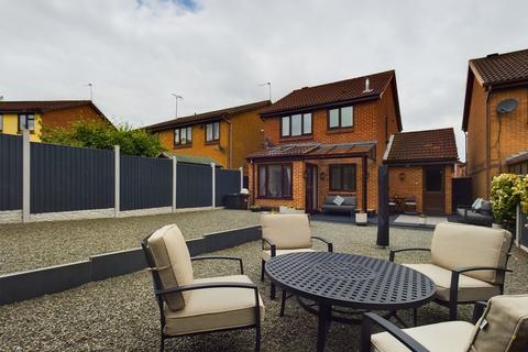 9 Heron Drive, Uttoxeter, ST14 8TN