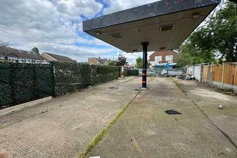 Property to rent, County Service Station, Essex Gardens, Hornchurch