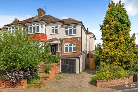 5 bedroom semi-detached house for sale, Wood Lodge Lane, West Wickham, Greater London, BR4