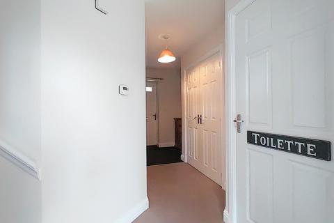 4 bedroom end of terrace house for sale, Woodsley Fold, Thornton