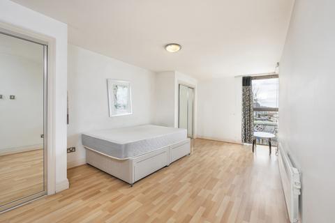 2 bedroom flat for sale, Horizon Building, 15 Hertsmere Road, London