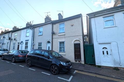 3 bedroom end of terrace house for sale, Dale Street, Chatham ME4