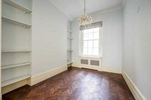 4 bedroom terraced house to rent, Cumberland Street, Pimlico, London, SW1V