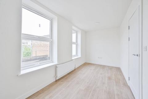 1 bedroom flat to rent, Roman Road, E3, Bow, London, E3