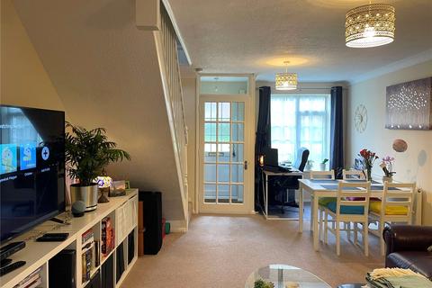 25 Brook Close, East Grinstead, RH19 3XZ