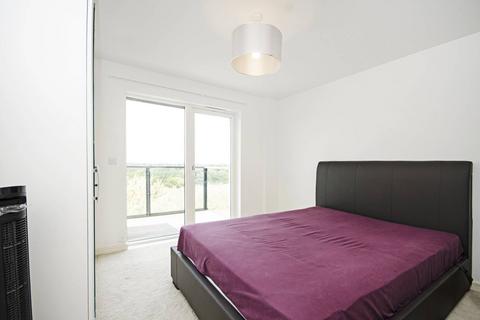 2 bedroom flat for sale, Shearwater Drive, Colindale, London, NW9