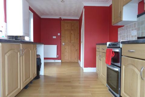 2 bedroom end of terrace house to rent, Patrick Street, Grimsby DN32