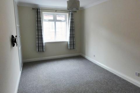 2 bedroom semi-detached house to rent, Hailgate, Howden