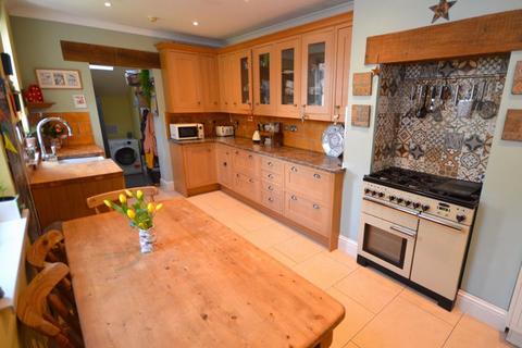 3 bedroom terraced house for sale, Wyndham Road, Abergavenny