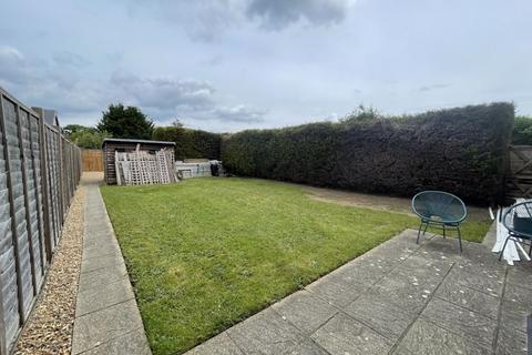 49 Clappers Meadow, Alfold, Cranleigh, GU6 8HJ
