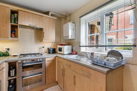 2 bedroom apartment for sale, Starling Close, Manchester