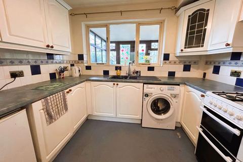 5 Chase Road, Brownhills, Walsall, WS8 6JD