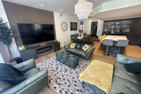 undefined, Queens Drive, Colwyn Bay