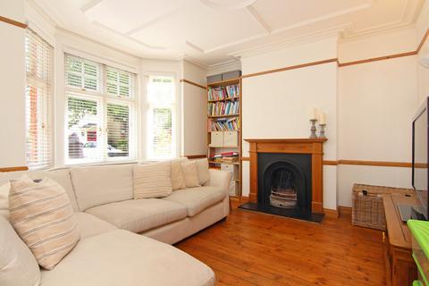 3 bedroom terraced house to rent, Manor Gardens, Richmond