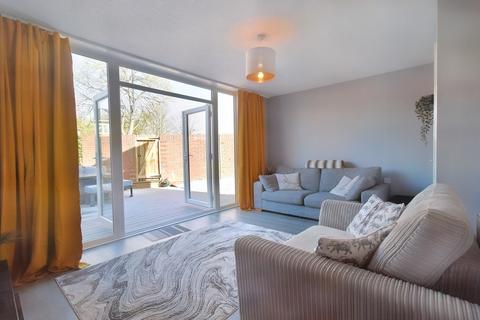 3 bedroom end of terrace house for sale, Bishop Westall Road, Exeter EX2