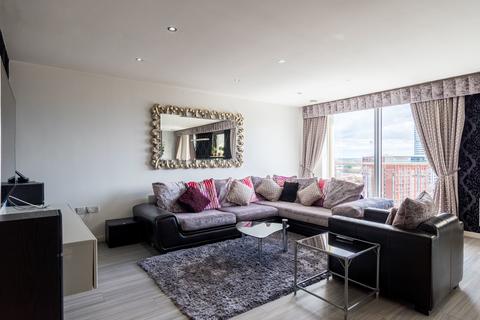 2 bedroom apartment to rent, Whitehall Quay, Leeds LS1