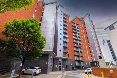 2 bedroom apartment to rent, Whitehall Quay, Leeds LS1