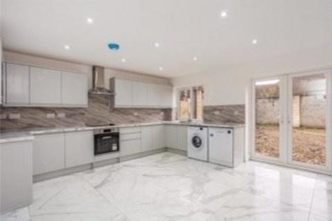 4 bedroom detached house for sale, Wingate Road, Luton