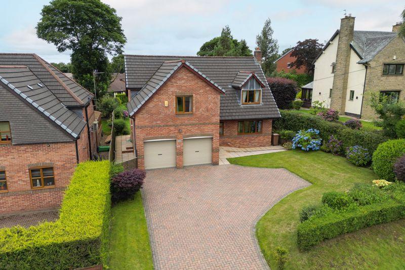 Shawclough Road, Rochdale OL12 7HL 4 bed detached house for sale £495,000