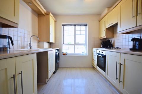 2 bedroom flat for sale, Malmesbury Park Road, Bournemouth BH8