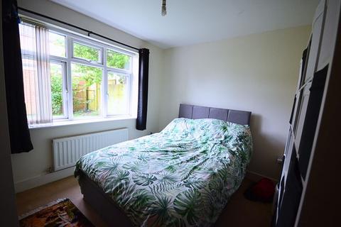 1 bedroom ground floor flat to rent, Castle Lane West, Bournemouth BH8