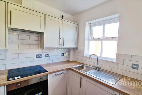 2 bedroom flat to rent, Stainton Road, SE6