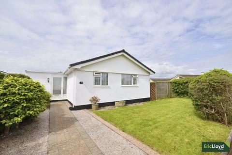 2 bedroom detached bungalow for sale, Smardon Avenue, Brixham