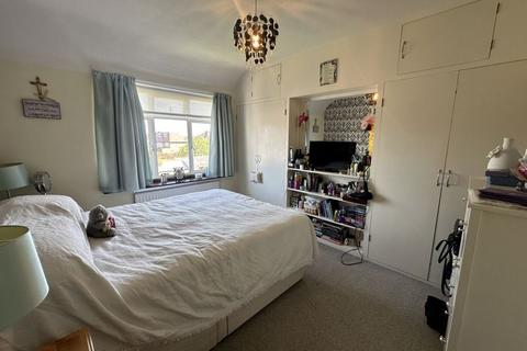 242 Allenby Road, Southall, UB1 2HW
