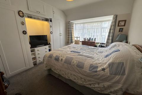 242 Allenby Road, Southall, UB1 2HW