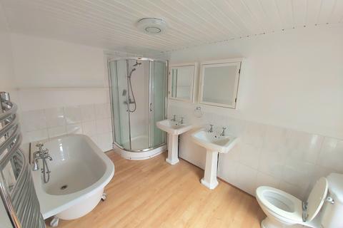 2 bedroom terraced house to rent, Barton Street