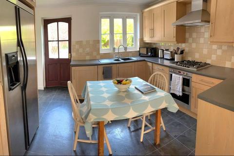 3 bedroom terraced house to rent, Coney Grange, Warfield