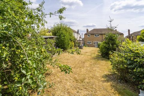 51 Beechwood Close, Amersham, HP6 6QU