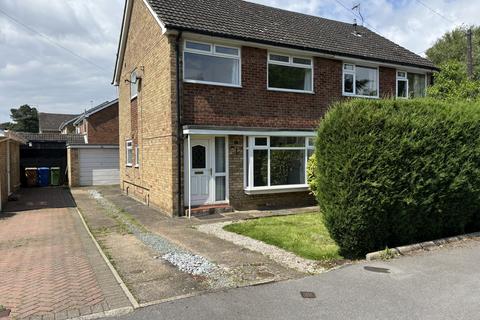 3 bedroom semi-detached house to rent, Jobsons Close, South Cave