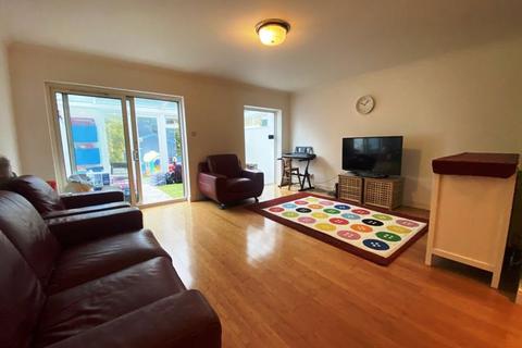 34 Bawtree Close, Sutton, SM2 5LQ