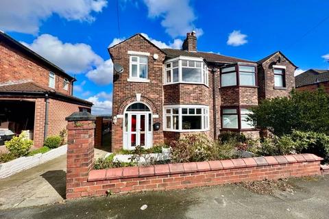 3 bedroom semi-detached house to rent, Manchester Road, Manchester