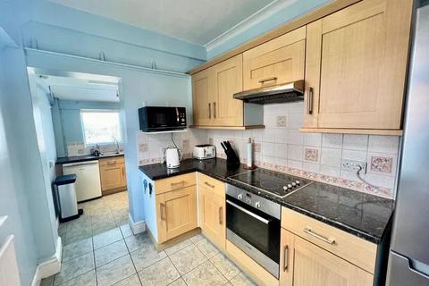 3 bedroom semi-detached house to rent, Manchester Road, Manchester
