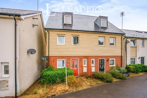 3 bedroom terraced house to rent, Parish Way