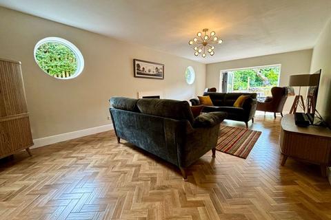 Lime Tree Cottage, 63 Cambridge Road, Clevedon, BS21 7BN