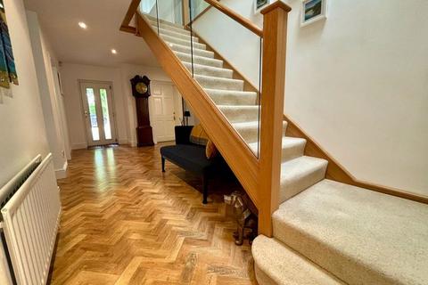 Lime Tree Cottage, 63 Cambridge Road, Clevedon, BS21 7BN