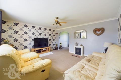 5 bedroom detached house for sale, Cedar Drive, Loddon, Norwich