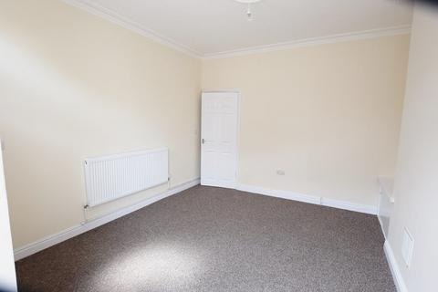 3 bedroom terraced house to rent, Meadow Road , Netherfield , Nottingham , NG4 2FF