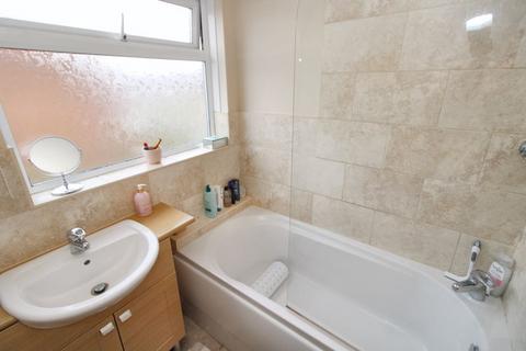 27 Copners Drive, Holmer Green, High Wycombe, HP15 6SG