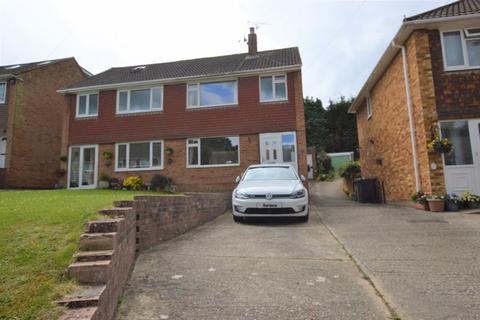 3 bedroom semi-detached house for sale, 3 Bedroom Semi-Detached House with Garage, Garden & Driveway Parking, Green Way, Tunbridge Wells