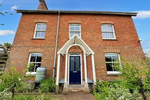 4 bedroom semi-detached house for sale, Leigh Road, Wimborne, BH21