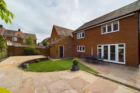 4 bedroom detached house for sale, Stone Bridge, Newport TF10